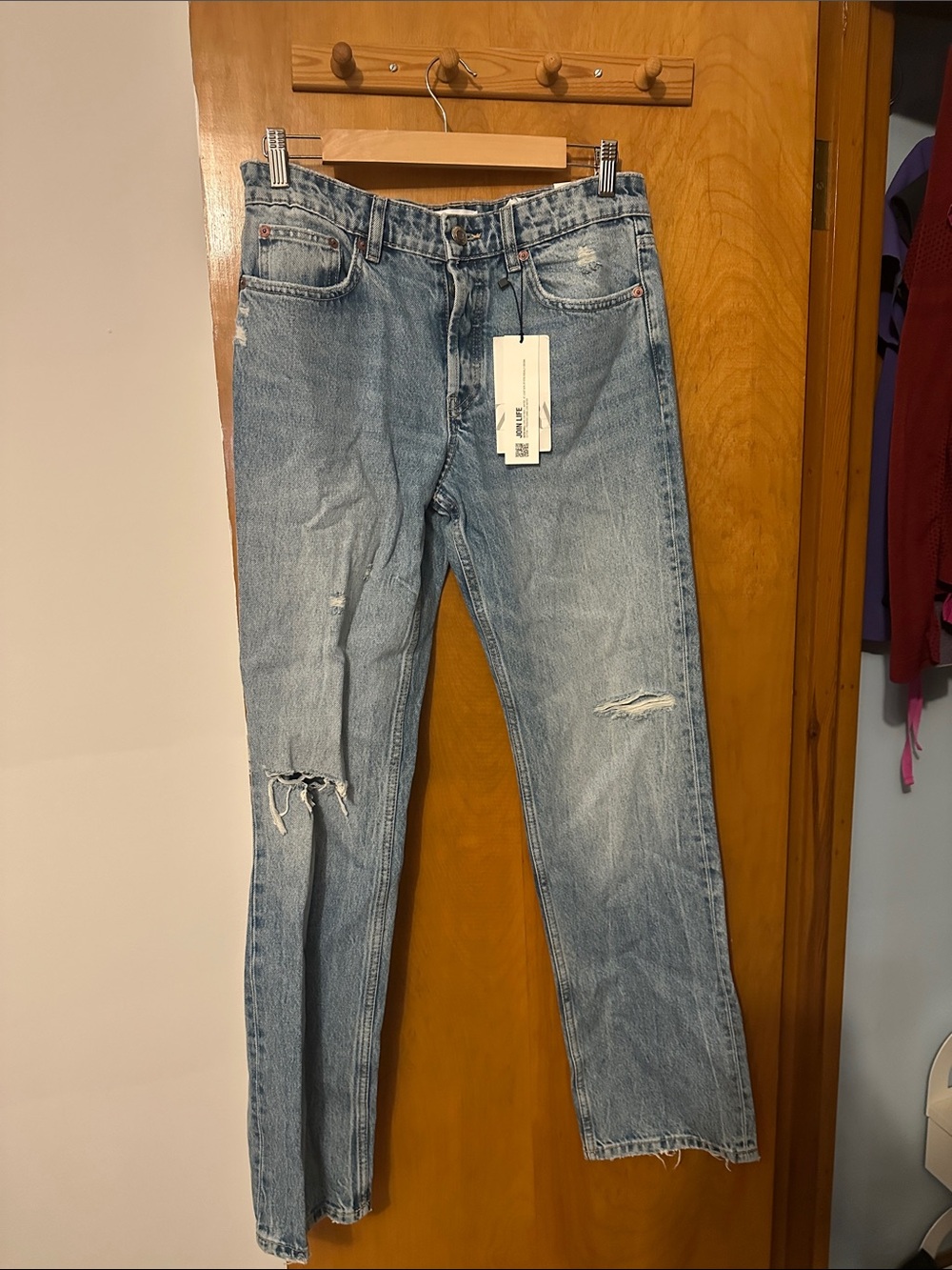 Light Blue Distressed women’s Jeans